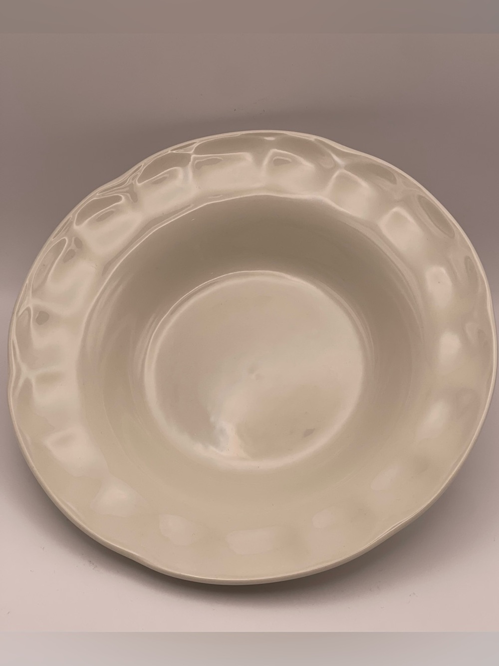 Johnson Bros Sovereign Ivory Swirl Rim Soup Salad Bowls England Set of 4 | 8.75”